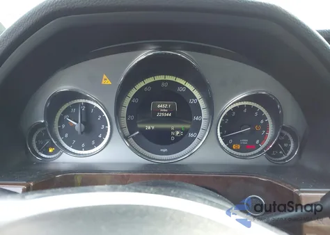 2013 Mercedes-Benz E 350 4Matic из США, поврежденный, VIN WDDHF8JB0DA673635